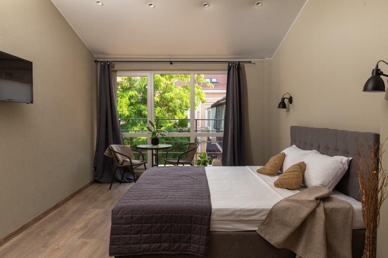 Poet Apartments オデッサ エクステリア 写真
